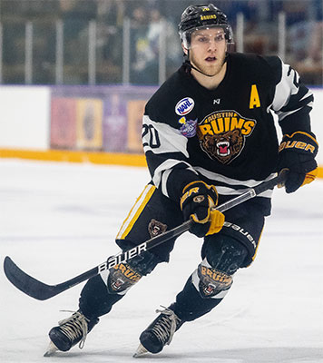 Warroad advances to title game